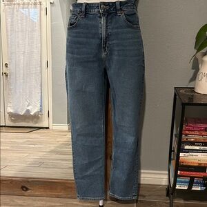 American Eagle Outfitters Women's Straight Leg Blue mom Jeans